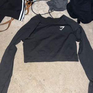 Black cropped gym shark workout compression long sleeve.